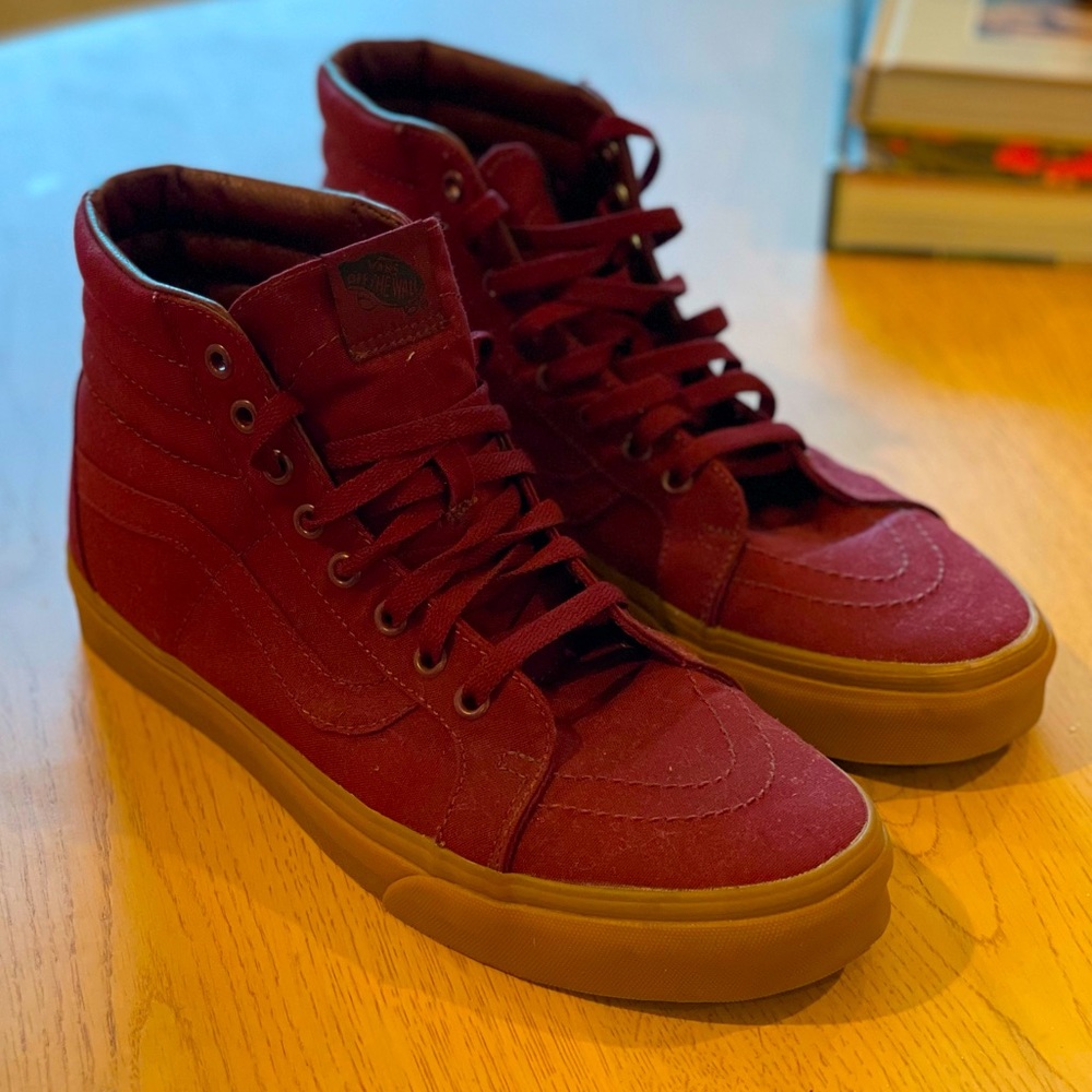 Vans Sk8-Hi Mens Size 10 Maroon with gum soles